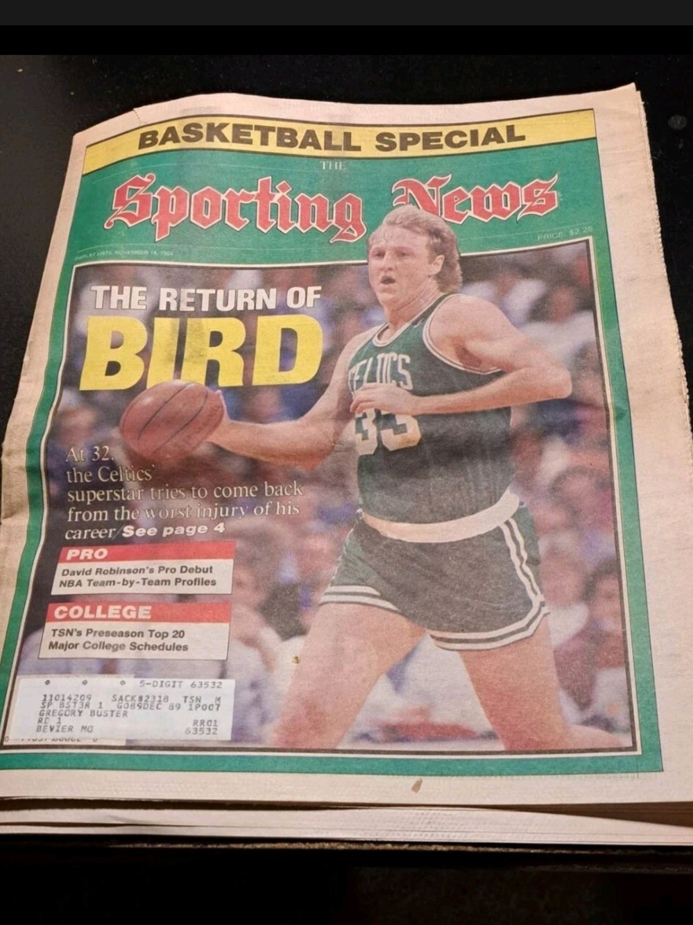 SPORTING NEWS BASKETBALL NEWSPAPER 11/14/89 LARRY BJRD BOSTON CELTICS VTG